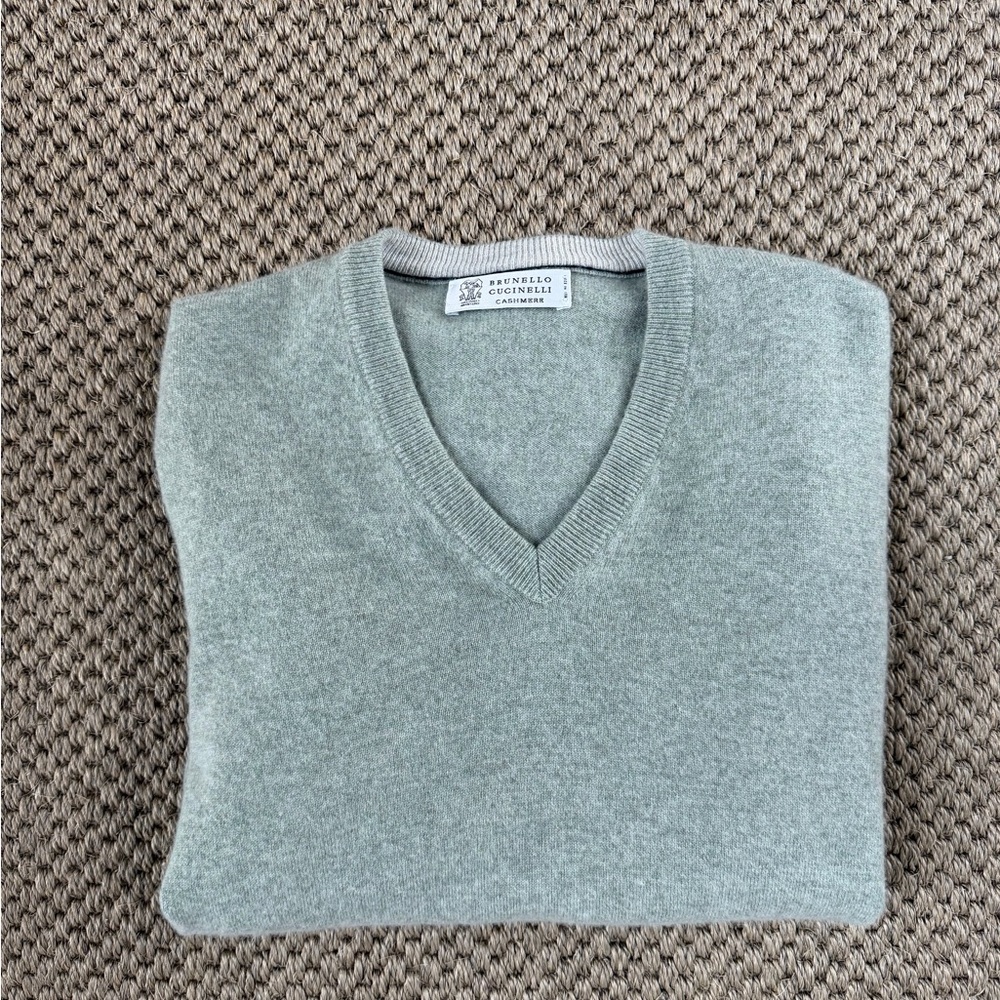 Brunello Cucinelli Light Green V-Neck Sweater Mens Size 48